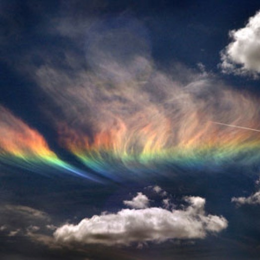 Rare Rainbow Fire, Atmospheric Phenomena lasting 1 hour, Idaho, USA